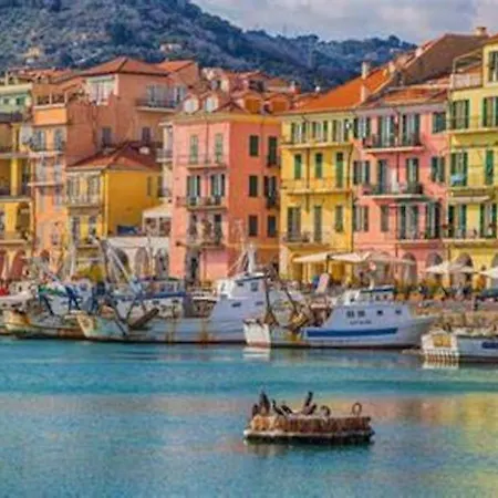 La Tuga Stile Marinaro Sul Mare * Imperia
