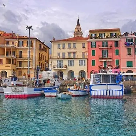 La Tuga Stile Marinaro Sul Mare * Imperia